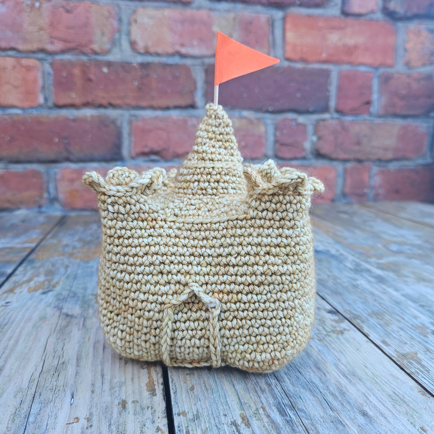 Crochet Kit - Sheldon's Sandcastle
