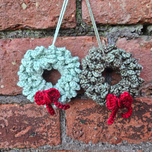 Crochet Kit - Christmas Wreath