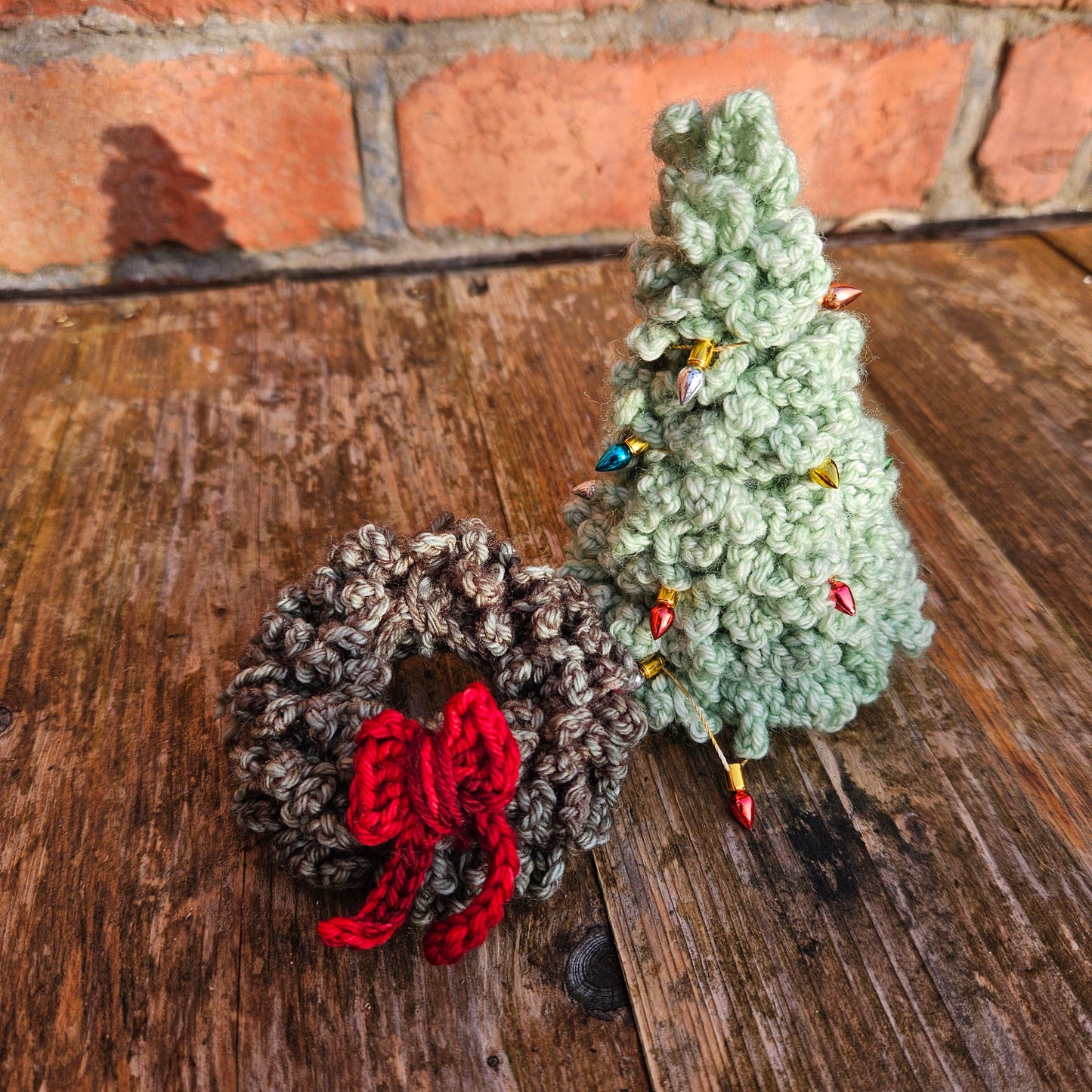 Crochet Kit - Festive Foliage