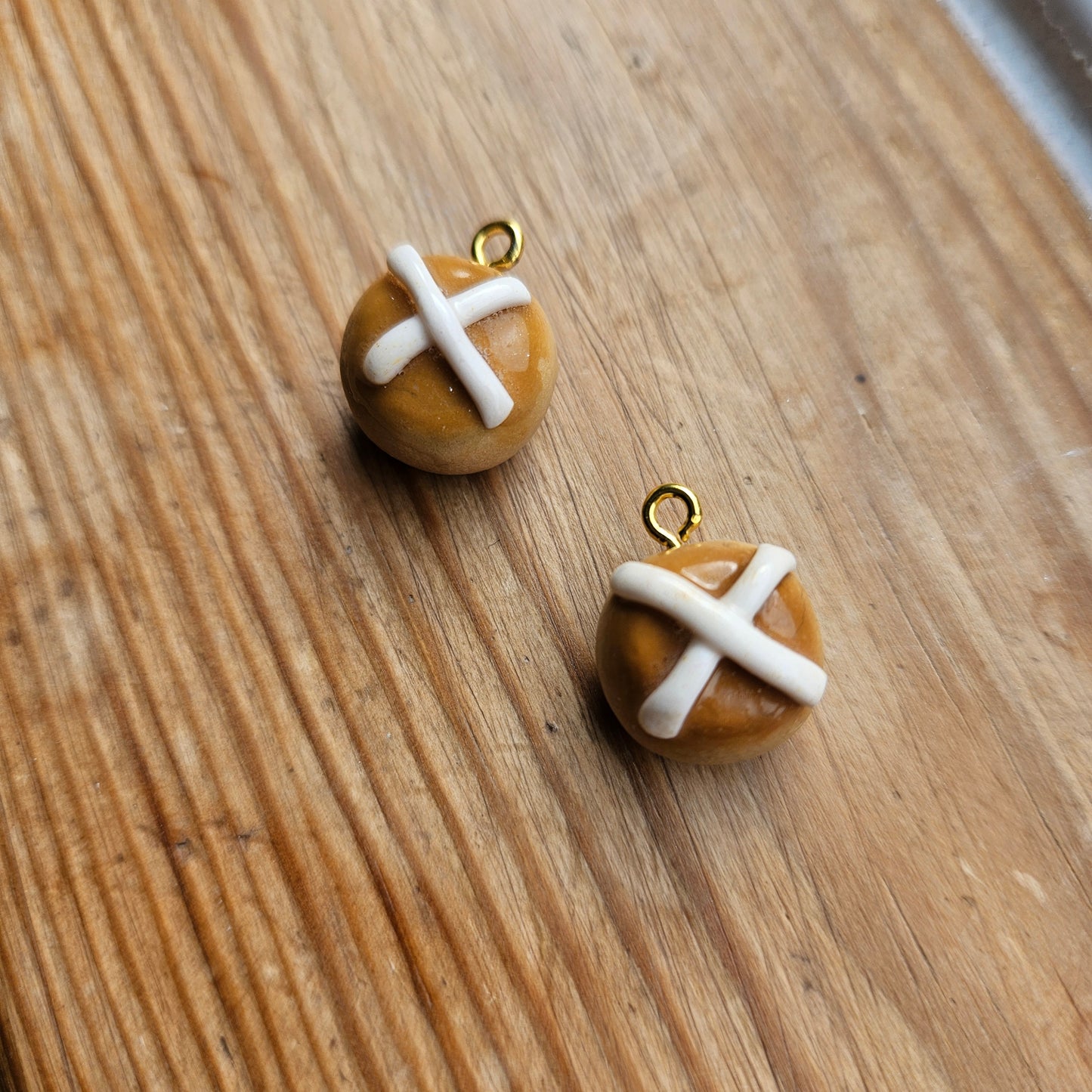 Stitch Marker - Hot Cross Bun