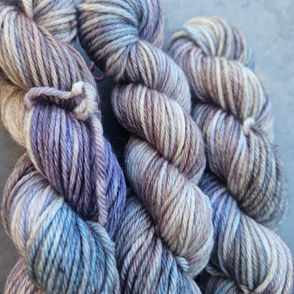 Yarn - Skies - Threatening
