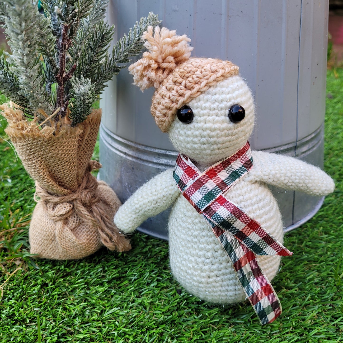 Crochet Kit - Nevis the Snowman