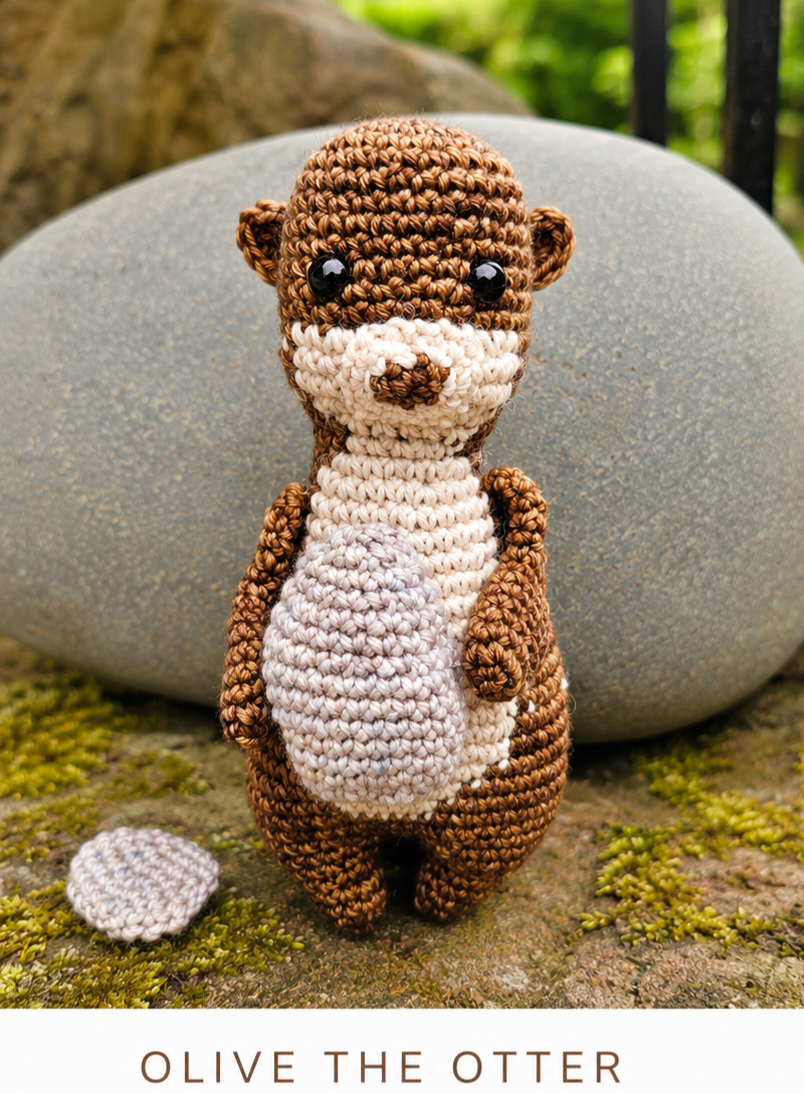 Crochet Kit - Olive the Otter
