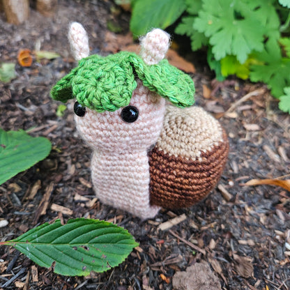 Crochet Kit - Sheldon the Conkerer